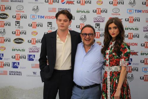 Natalia Dyer e Charlie Heaton ("Stranger things" serie Netflix)