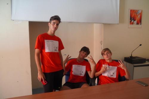 (29 luglio) Francesco, Damiano e Davide pose da duri