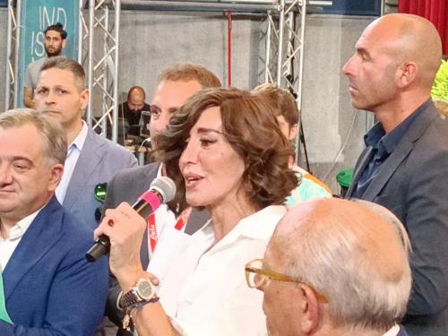 (24 Luglio) A sorpresa il ministro Bernini a Giffoni