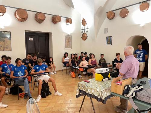 (25 Luglio) Momento del "Buongiorno" per i gruppi +13 e 16 al convento Ss. trinità di Baronissi