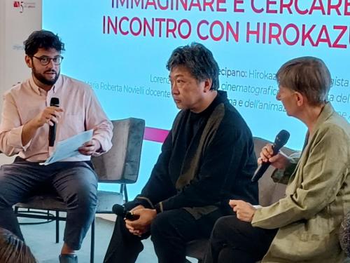 Hirokazu Kore'Eda riceve il premio Bresson